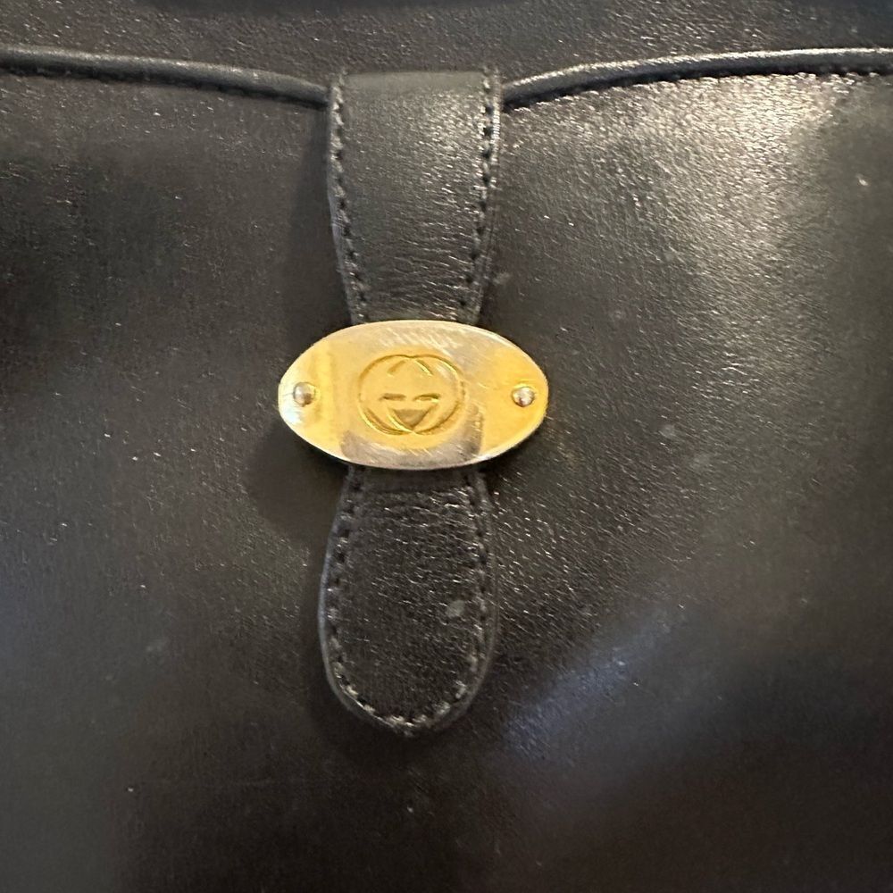 Gucci Black Leather Bag with Gold Logo - Picture 7 of 14